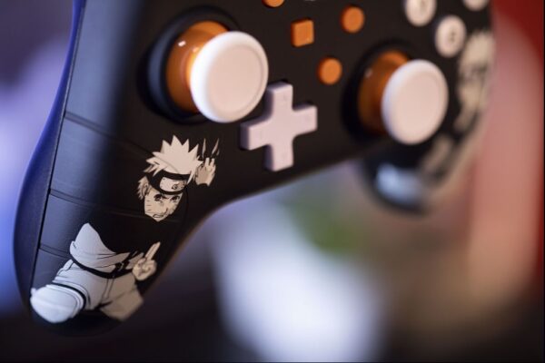 Manette Switch Naruto Noire Filaire